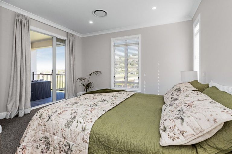 Photo of property in 1 Ridgeway Terrace, Taradale, Napier, 4112