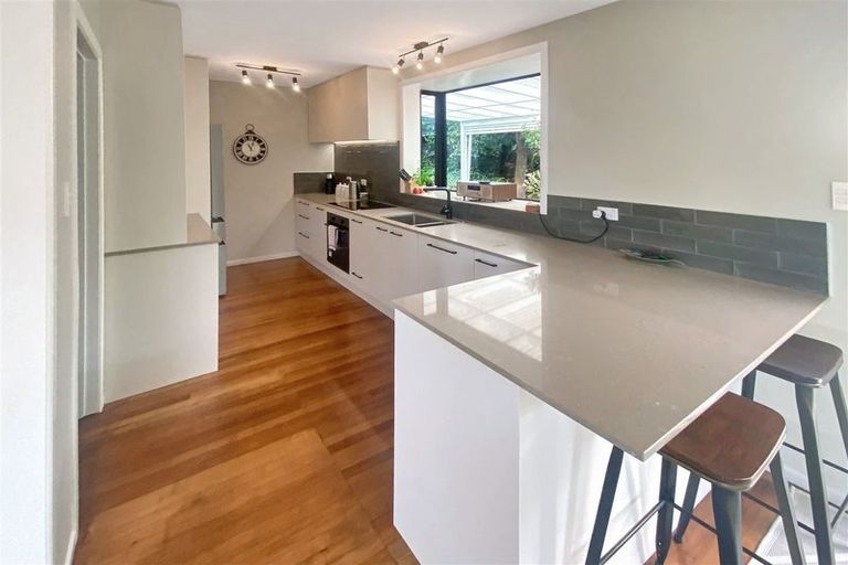 Photo of property in 76 Mount Pleasant Road, Mount Pleasant, Christchurch, 8081