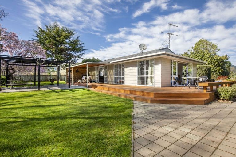 Photo of property in 97 Gear Road, Te Horo, Otaki, 5582