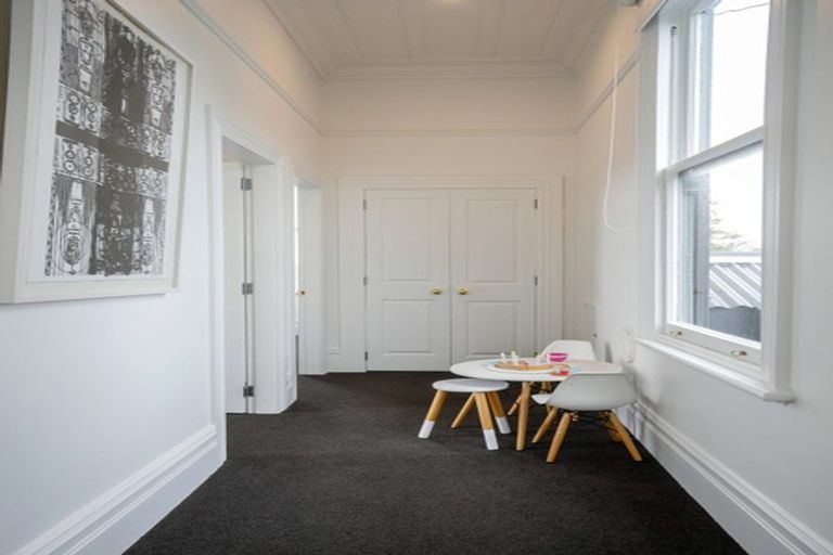 Photo of property in 114 Highgate, Roslyn, Dunedin, 9010