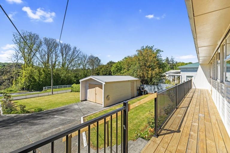 Photo of property in 157 Hautapu Street, Taihape, 4720