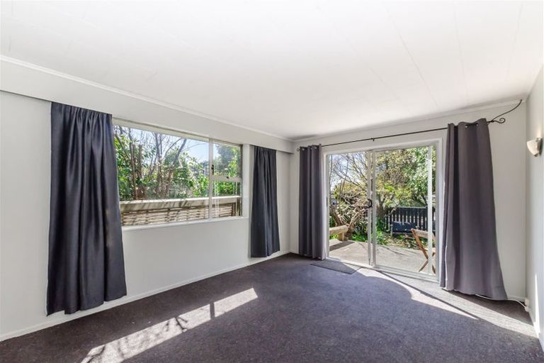 Photo of property in 54a Ruapehu Street, Paraparaumu, 5032