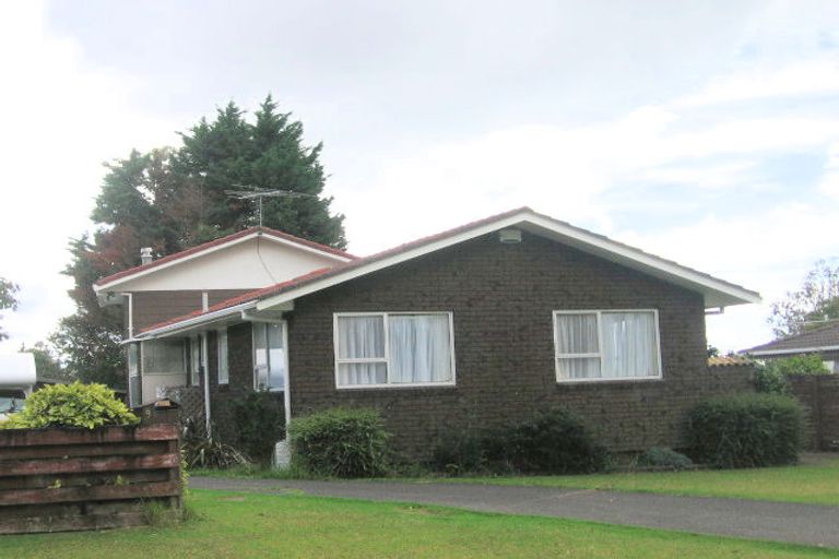 Photo of property in 9 Lemnos Place, Titirangi, Auckland, 0604