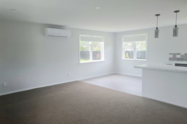 Photo of property in 11 Richard Grove, Stokes Valley, Lower Hutt, 5019
