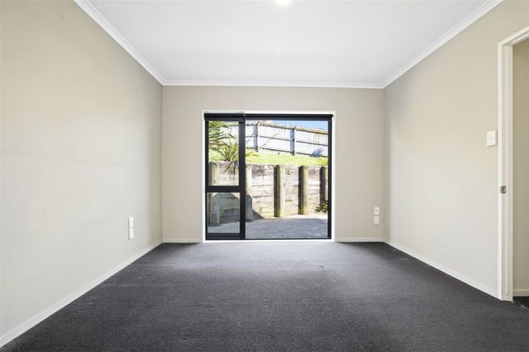Photo of property in 17 George Arthur Place, Pukekohe, 2120