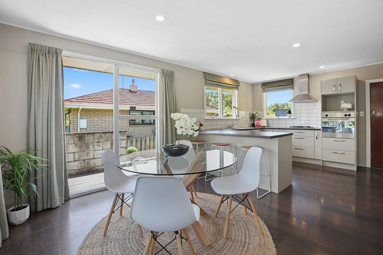 Photo of property in 16 Hounslow Street, Ilam, Christchurch, 8041