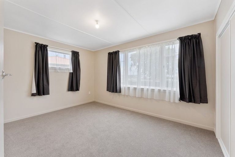 Photo of property in 14 Nugent Street, Bell Block, New Plymouth, 4312