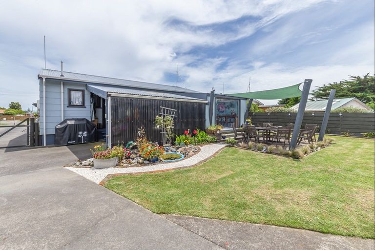 Photo of property in 29 Barling Street, Himatangi Beach, Foxton, 4891