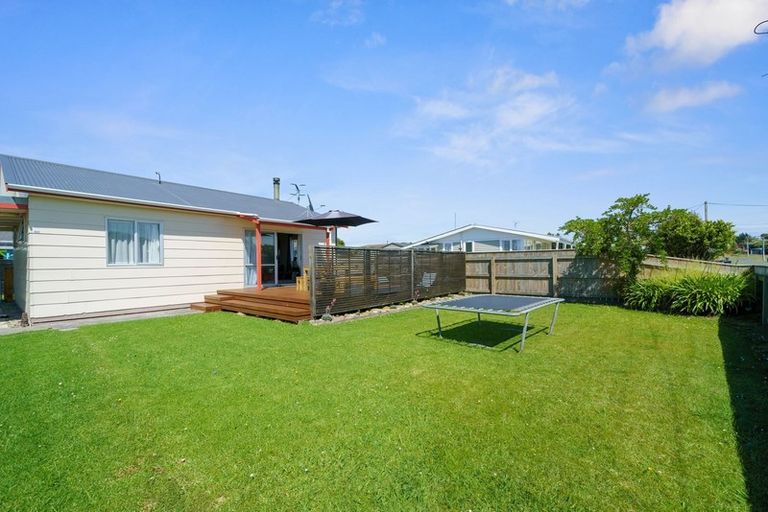 Photo of property in 18a Shortt Street, Foxton Beach, Foxton, 4815