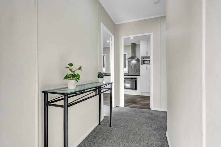 Photo of property in 25a Bunnythorpe Road, Papakura, 2110