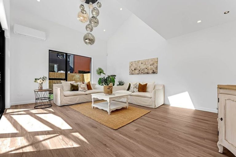 Photo of property in 9 Murray Grey Lane, Karaka, 2580