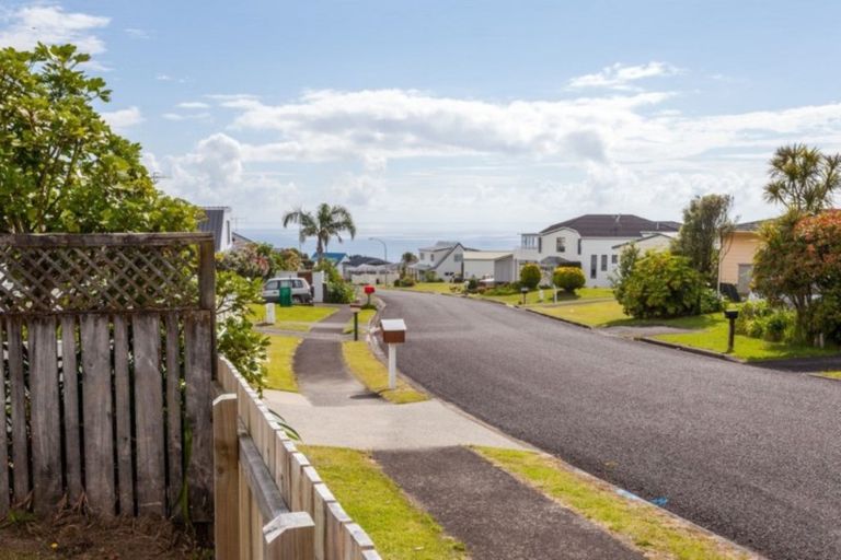 Photo of property in 426 Onemana Drive, Onemana, Whangamata, 3691