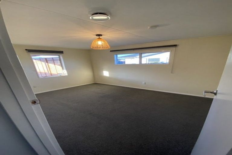 Photo of property in 30 Robinson Crescent, Tamatea, Napier, 4112