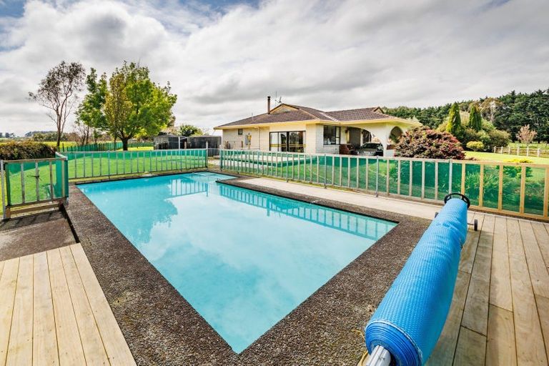 Photo of property in 528 Stoney Creek Road, Kelvin Grove, Palmerston North, 4470