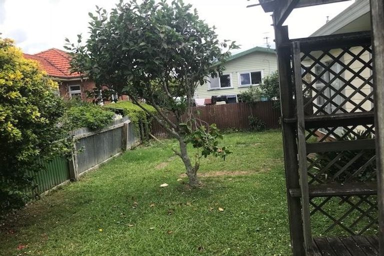 Photo of property in 3/19 Third Avenue, Avenues, Whangarei, 0110