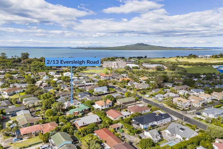 Photo of property in 2/13 Eversleigh Road, Belmont, Auckland, 0622