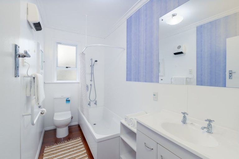 Photo of property in 31 Tokomaru Street, Welbourn, New Plymouth, 4312