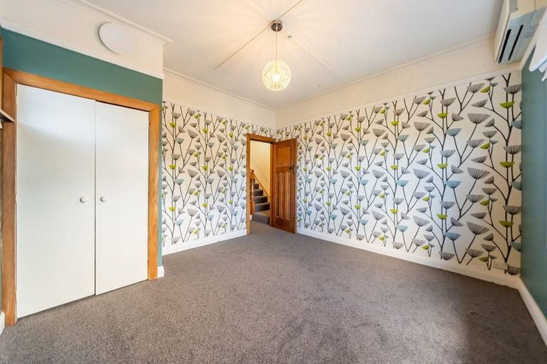Photo of property in 9 Mckenzie Terrace, Te Aro, Wellington, 6011