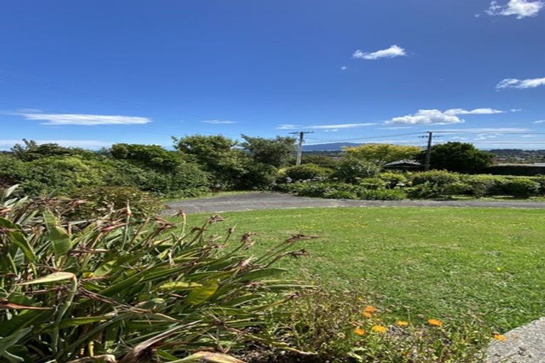 Photo of property in 9 Kotare Street, Waikanae, 5036