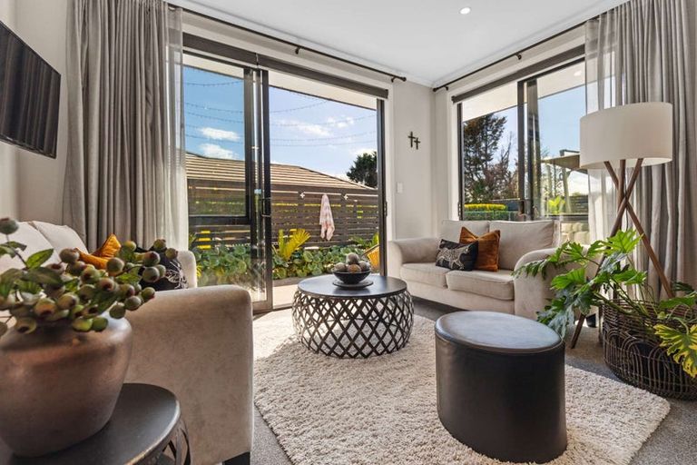 Photo of property in 57 Benmore Crescent, Pyes Pa, Tauranga, 3112