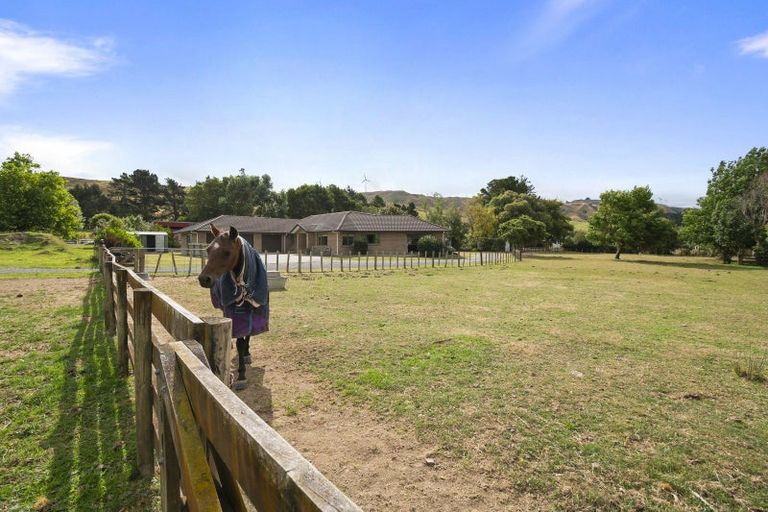 Photo of property in 302 Gorge Road, Ballance, Pahiatua, 4983