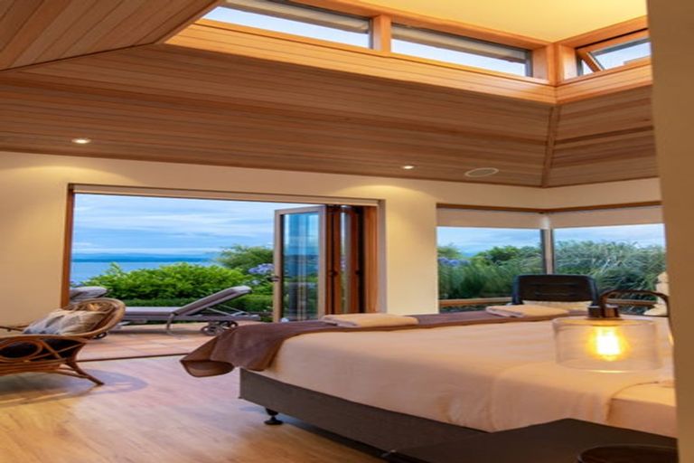 Photo of property in 27 Wakeman Road, Acacia Bay, Taupo, 3330