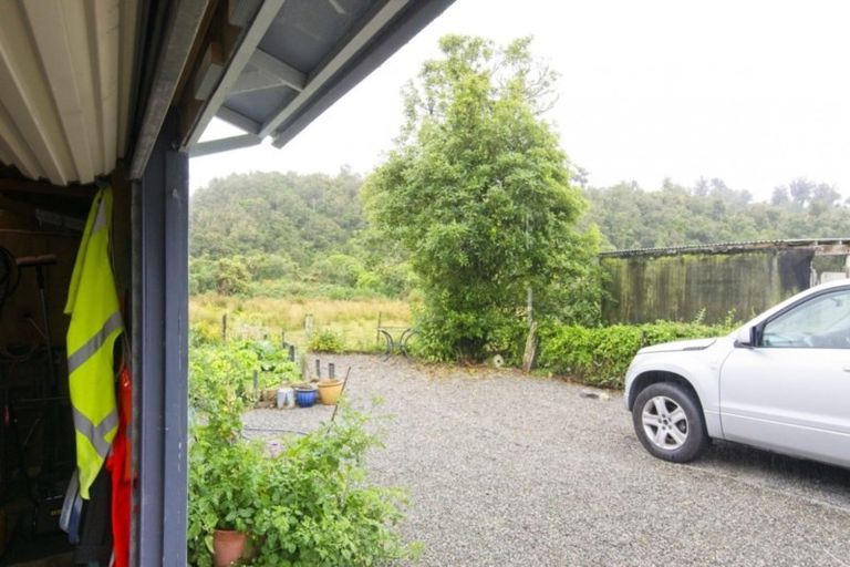 Photo of property in 8 Gladstone Street, Seddonville, Westport, 7891