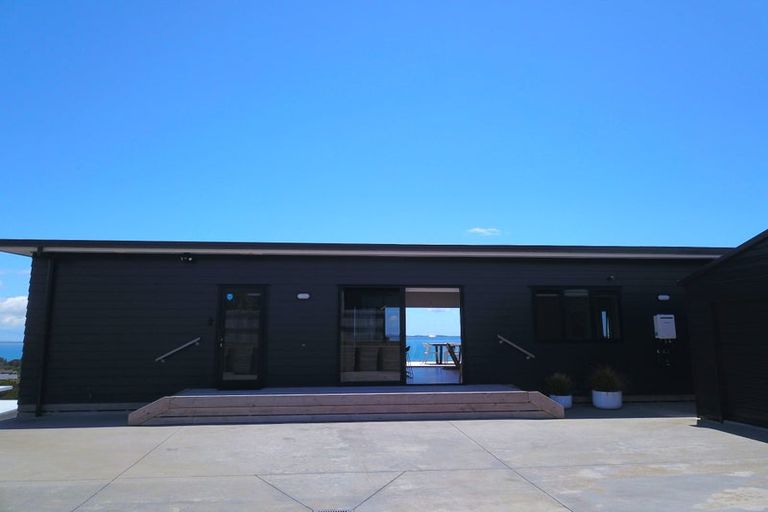 Photo of property in 6 Sunset Heights, Cable Bay, 0420