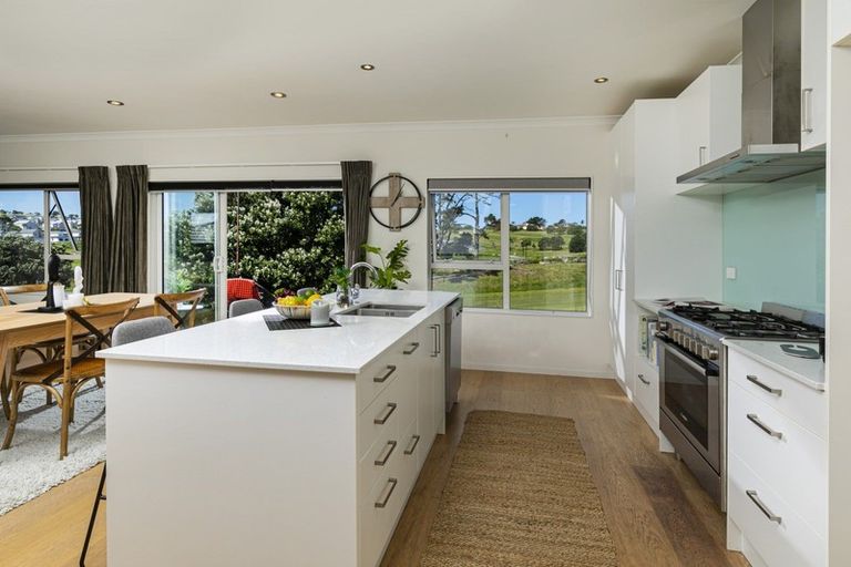 Photo of property in 31 Discovery Drive, Gulf Harbour, Whangaparaoa, 0930
