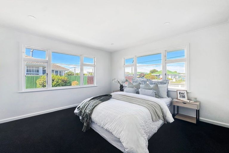 Photo of property in 77 Hargood Street, Woolston, Christchurch, 8062