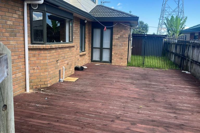 Photo of property in 16 Lamia Place, The Gardens, Auckland, 2105