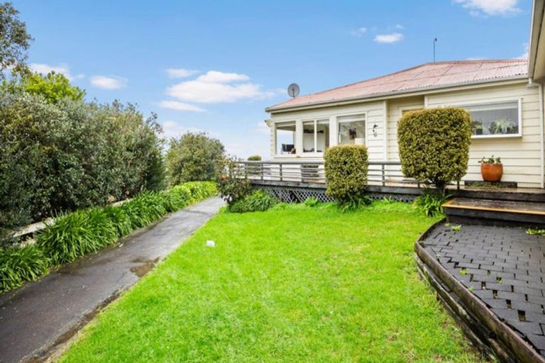 Photo of property in 49 Lonely Track Road, Fairview Heights, Auckland, 0632