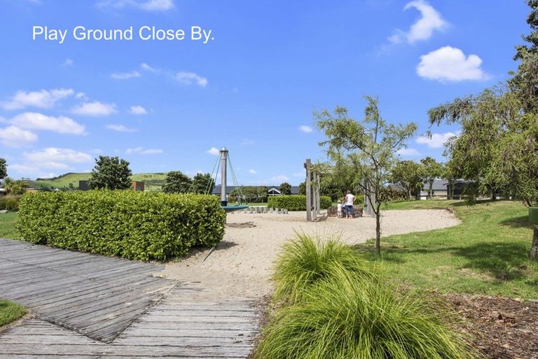 Photo of property in 67 Awatira Drive, Papamoa Beach, Papamoa, 3118