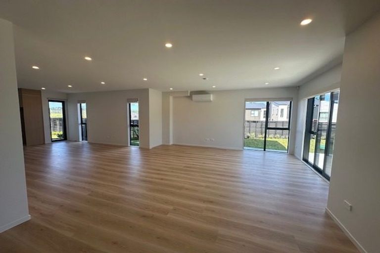 Photo of property in 169 Henwood Road, Westgate, 0814