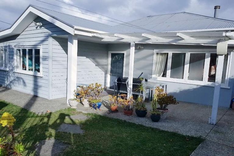 Photo of property in 105 West Tamaki Road, Glen Innes, Auckland, 1072
