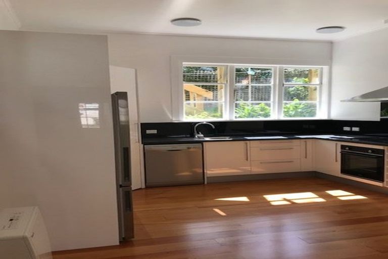 Photo of property in 5 Goring Street, Thorndon, Wellington, 6011