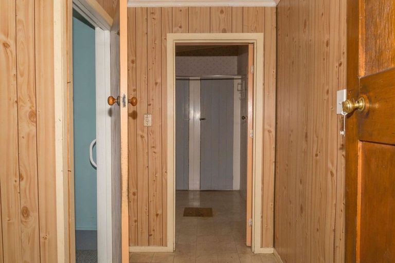 Photo of property in 11 Hunter Street, Dannevirke, 4930