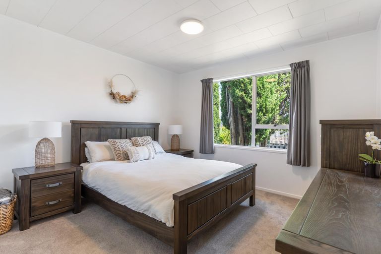 Photo of property in 1/81 Archmillen Avenue, Pakuranga Heights, Auckland, 2010