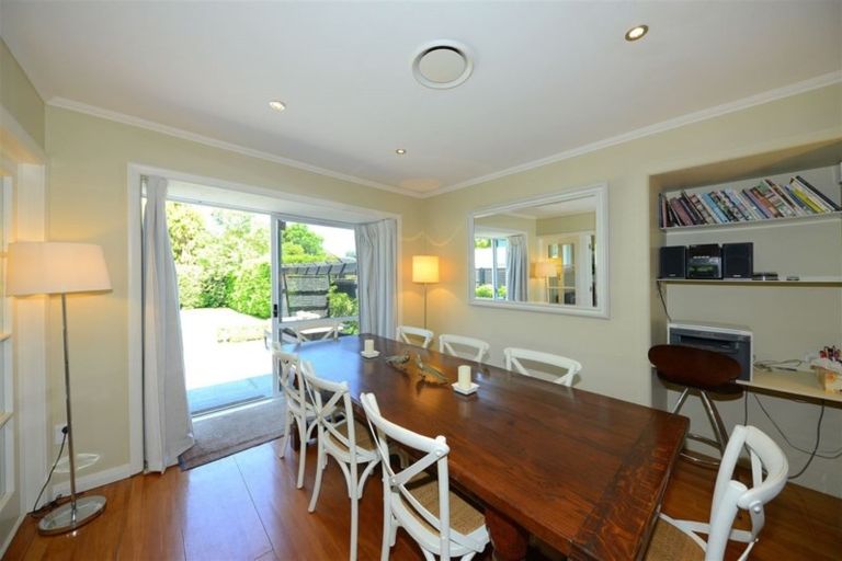 Photo of property in 8 Yardley Street, Avonhead, Christchurch, 8042