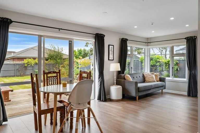 Photo of property in 59 Charlcott Street, Burnside, Christchurch, 8053