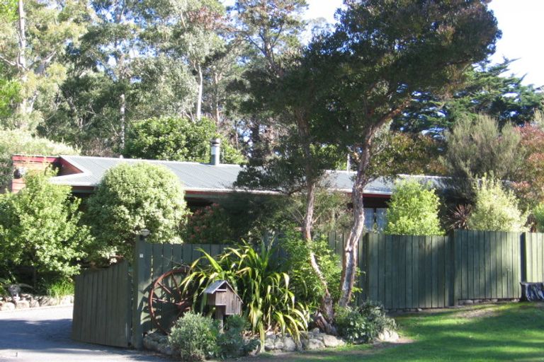 Photo of property in 1 Kereru Grove, Featherston, 5710