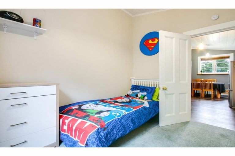 Photo of property in 85 Milton Road, Bluff Hill, Napier, 4110