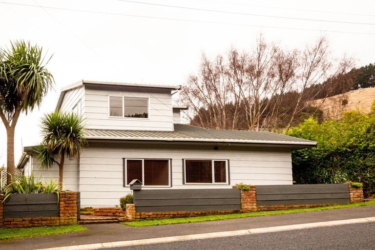 Photo of property in 41 Greenacres Street, Macandrew Bay, Dunedin, 9014