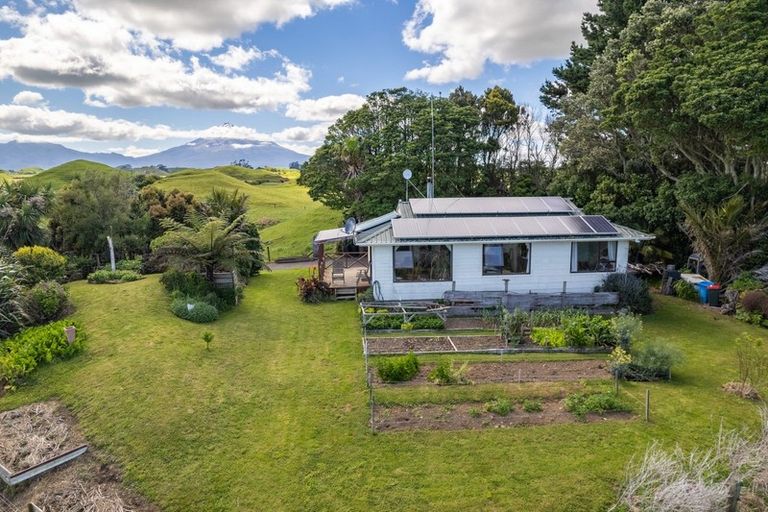 Photo of property in 6388 South Road, Pungarehu, Opunake, 4685