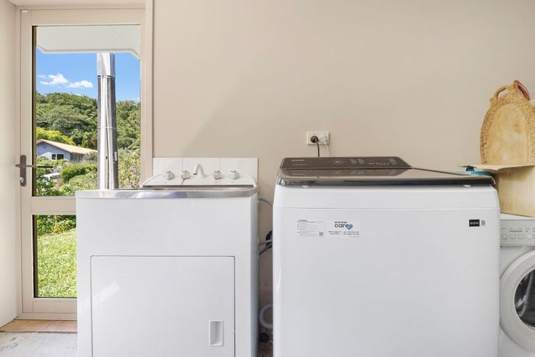 Photo of property in 8 Libra Place, Kawaha Point, Rotorua, 3010