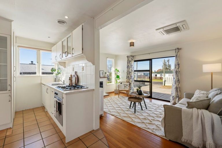 Photo of property in 21 Dunlop Road, Te Puke, 3119