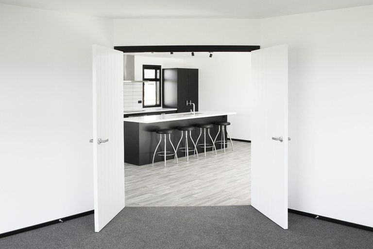 Photo of property in 20 Awatira Drive, Papamoa Beach, Papamoa, 3118