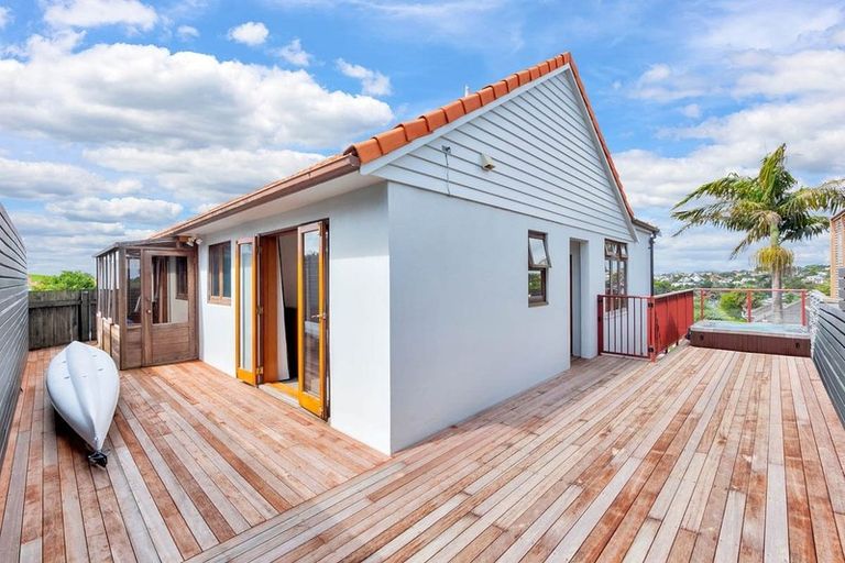 Photo of property in 94a Rukutai Street, Orakei, Auckland, 1071