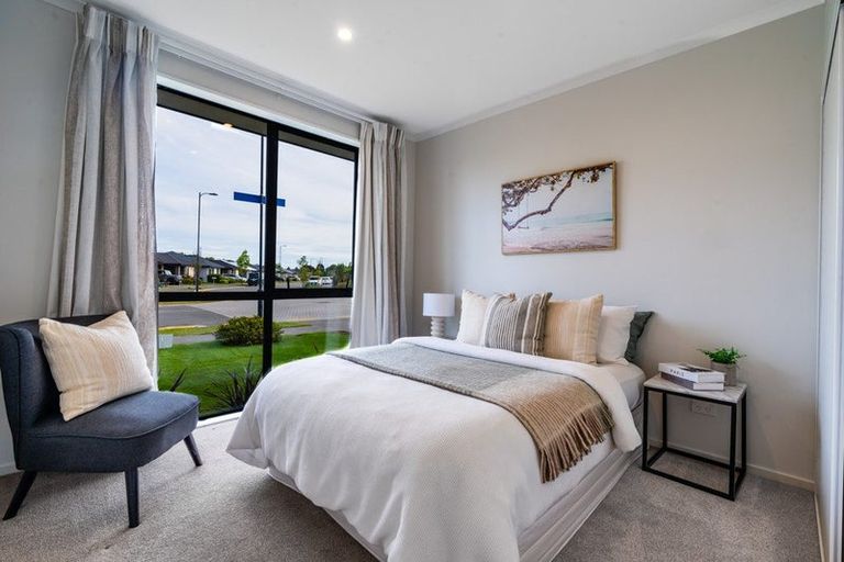 Photo of property in 12 Sholto Duncan Crescent, Halswell, Christchurch, 8025