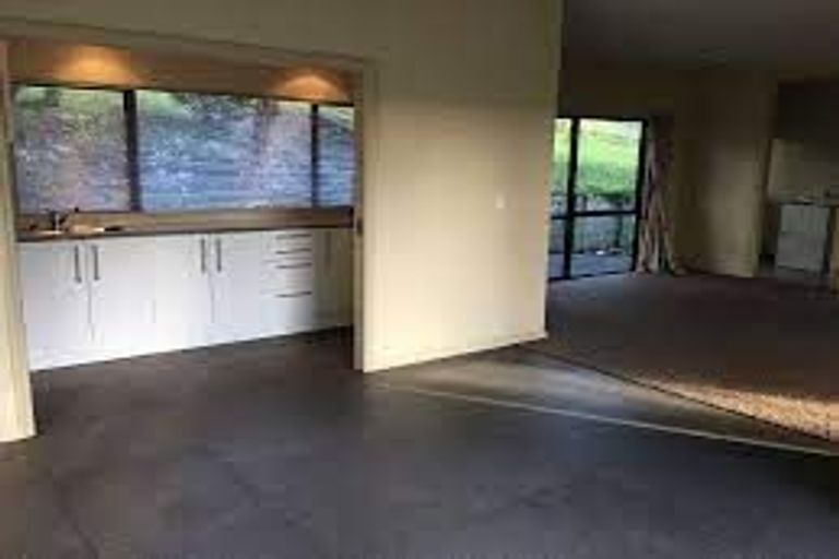 Photo of property in 206 Broomfields Road, Whitford, Howick, 2571